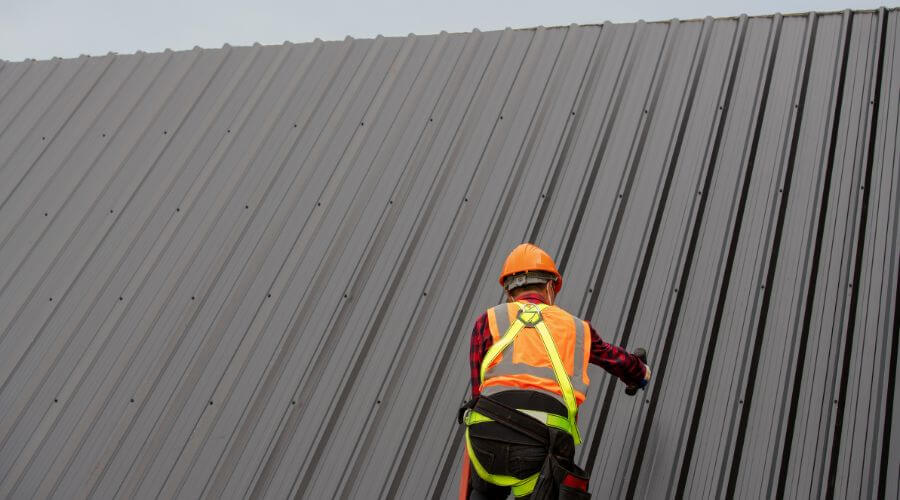 Professional metal roof installation services in Albany, MO